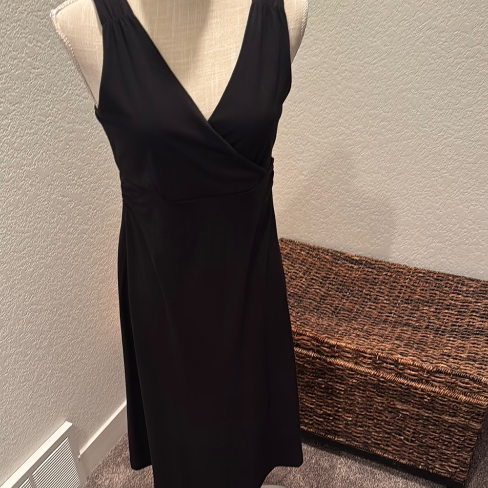 Casual Black Sleeveless Knit Dress